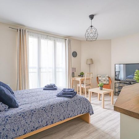 Logement Noah Courcouronnes Buitenkant foto