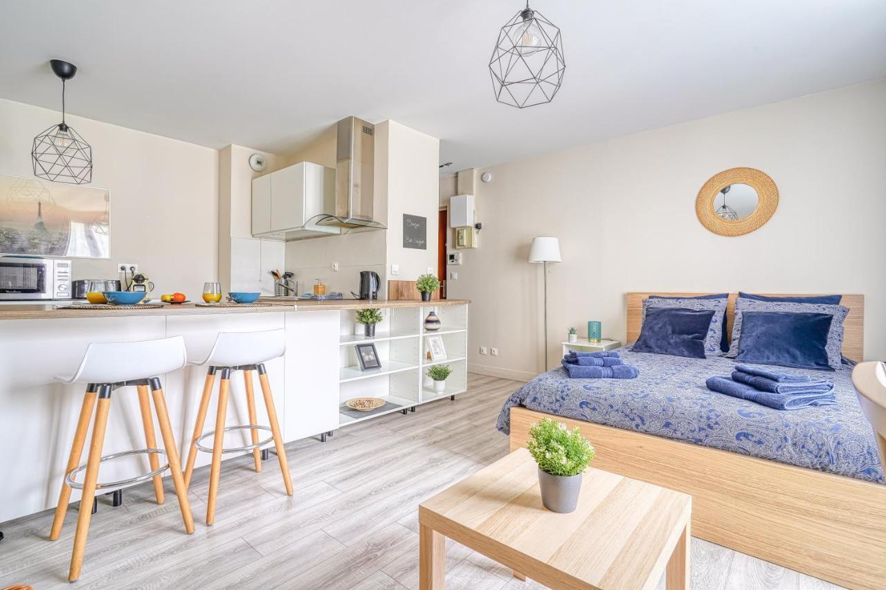 Logement Noah Courcouronnes Buitenkant foto
